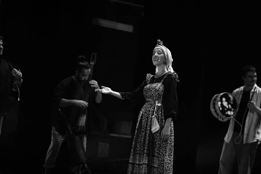 Arona, stage photo 13