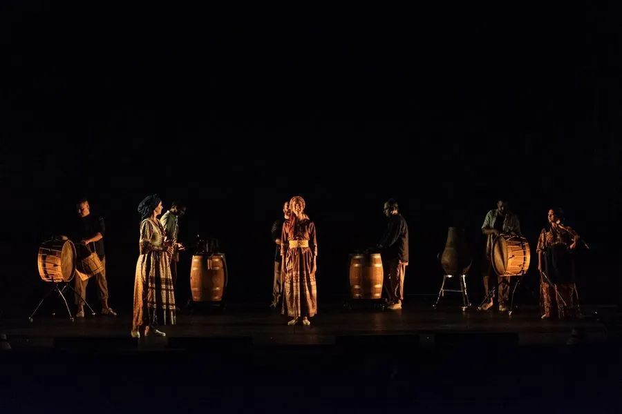 Arona, stage photo 17